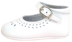 PR-230 - White Pearl Crib Shoes - Euro 15 Size 0