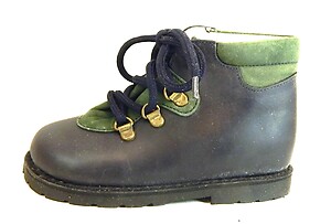 A-491 - Navy & Green Hiker Boots - Euro 22 Size 6