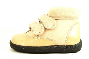 B-7217 - Taffy Tan Shearling Boots - Euro 20 Size 4.5