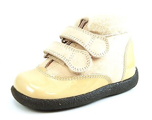 B-7217 - Taffy Tan Shearling Boots - Euro 20 Size 4.5