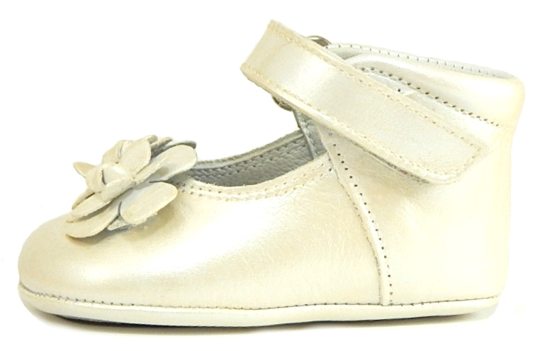 DO-130S - Ivory Crib Shoes - EU 16 US 0